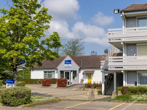 Campanile Macon Nord - Sennece