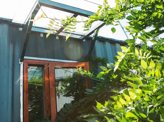 宁国秀丽储家滩啄木鸟农家乐