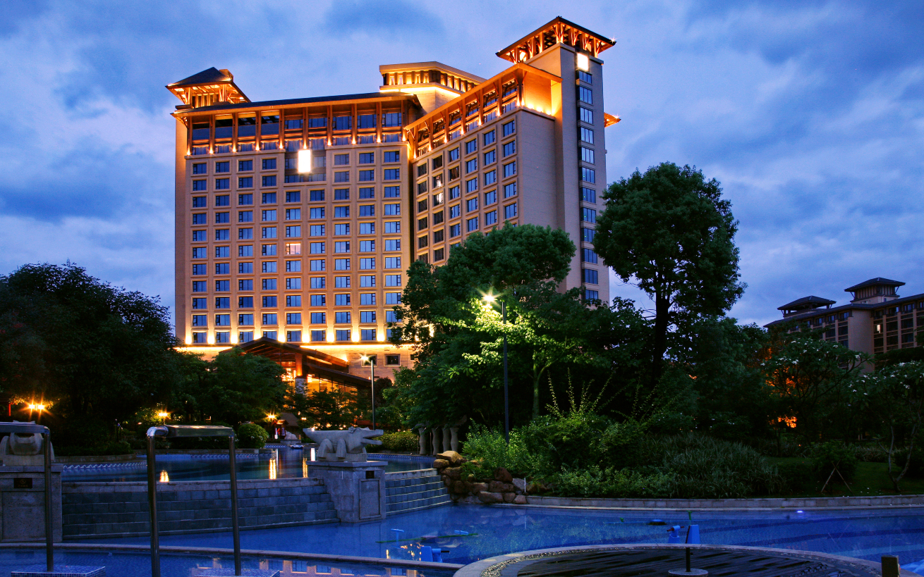 丰顺鹿湖温泉假日酒店-官方