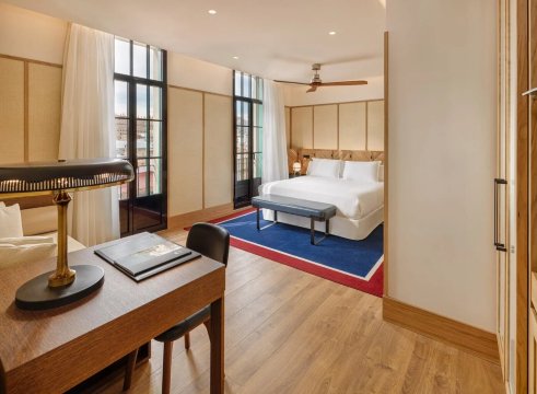 巴塞罗那H10麦迪逊超四星酒店-官方