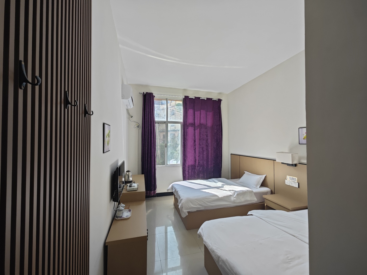 元阳逸欣酒店-官方