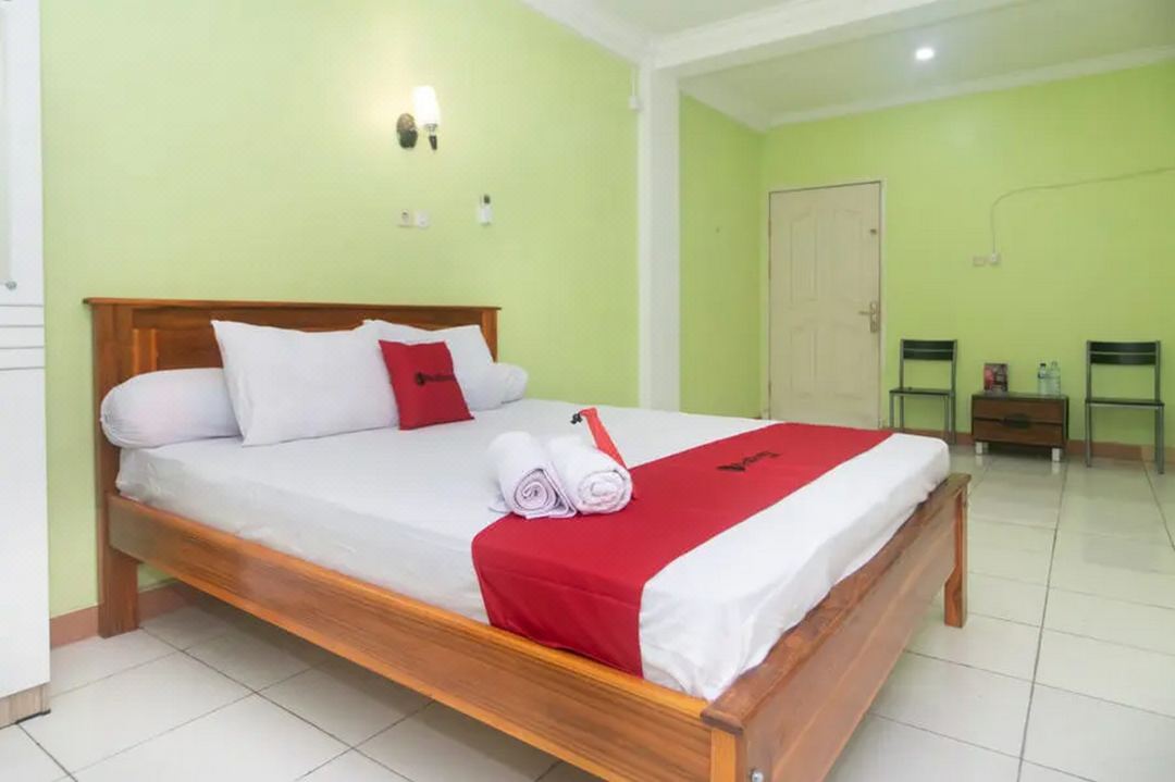 RedDoorz @ Frans Seda Kupang