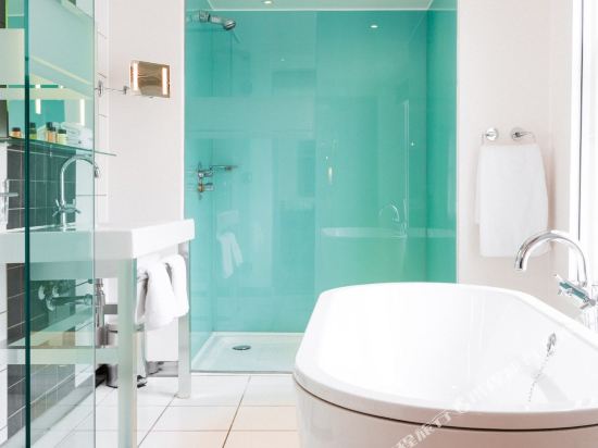 ABode Canterbury Room Type - Luxury King Room