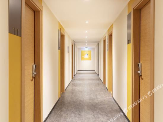 B&B Hotel Pomezia Roma Room Type - Triple Room