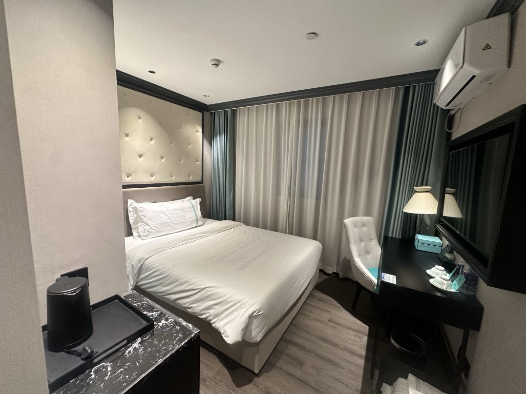 Xi 'an Youpin Hotel (Chongqing Shiqiaopu Chen Jiaping Subway Station Branch)