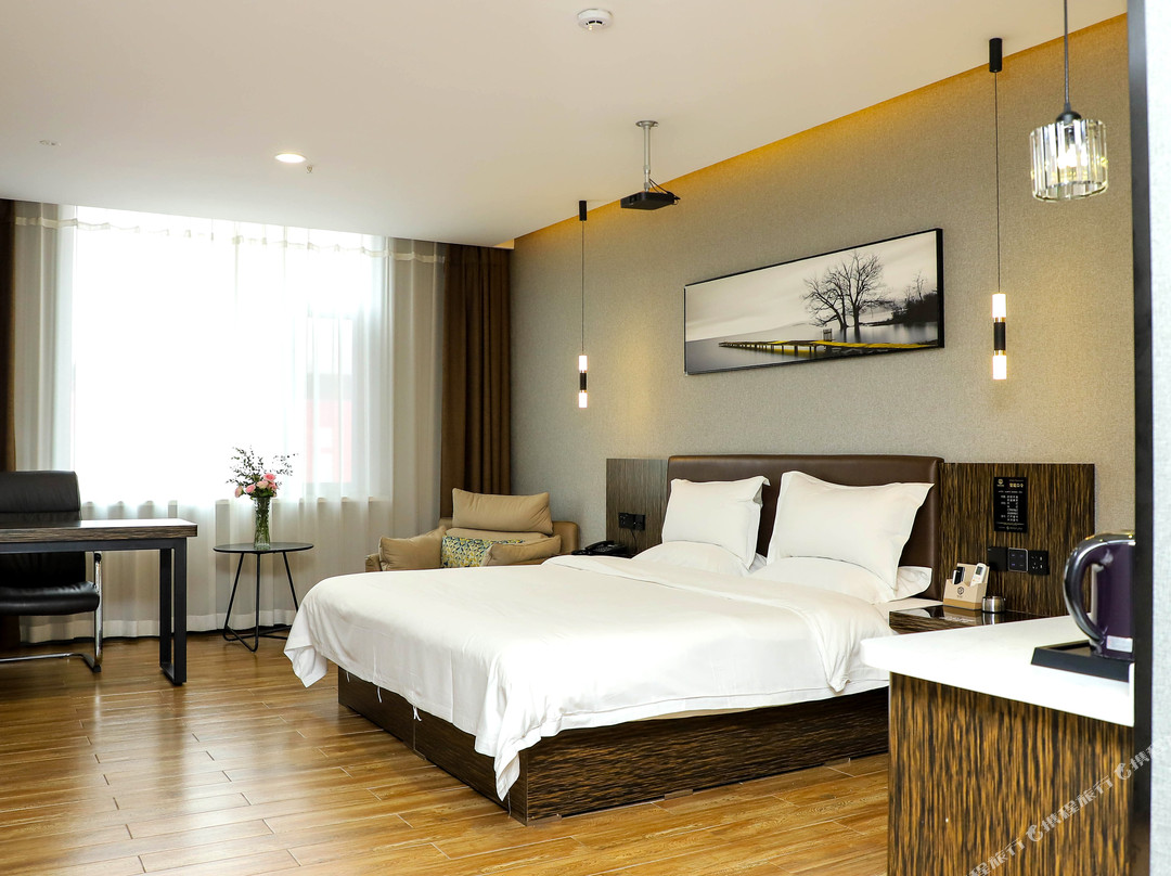 朗庭商务酒店（山西医药学院店）