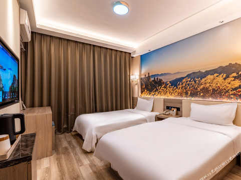 艾尚未来酒店(山西路五莲中学店)