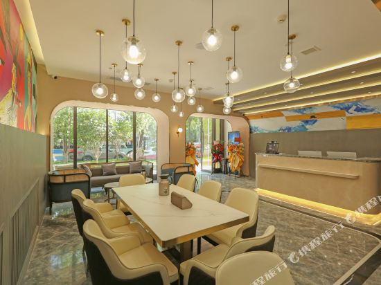 美好时光酒店（西安小寨地铁站店）