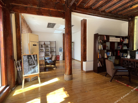 香格里拉子丰轩精品客栈（独克宗古城店）主图