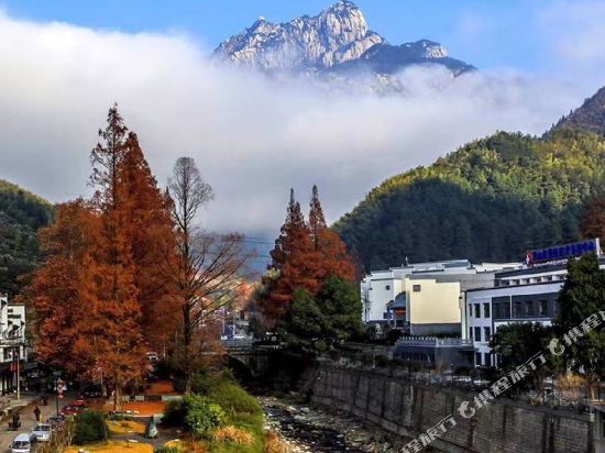 黄山临溪一楼住宿