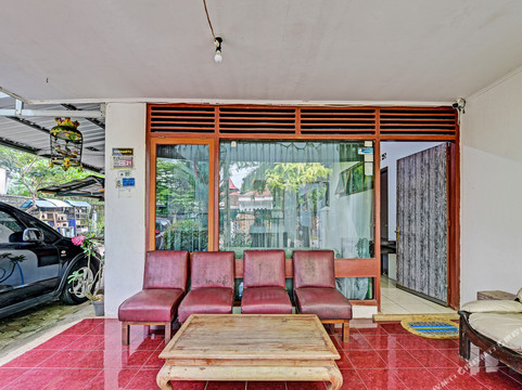 SPOT ON 91372 Wisma Bulin