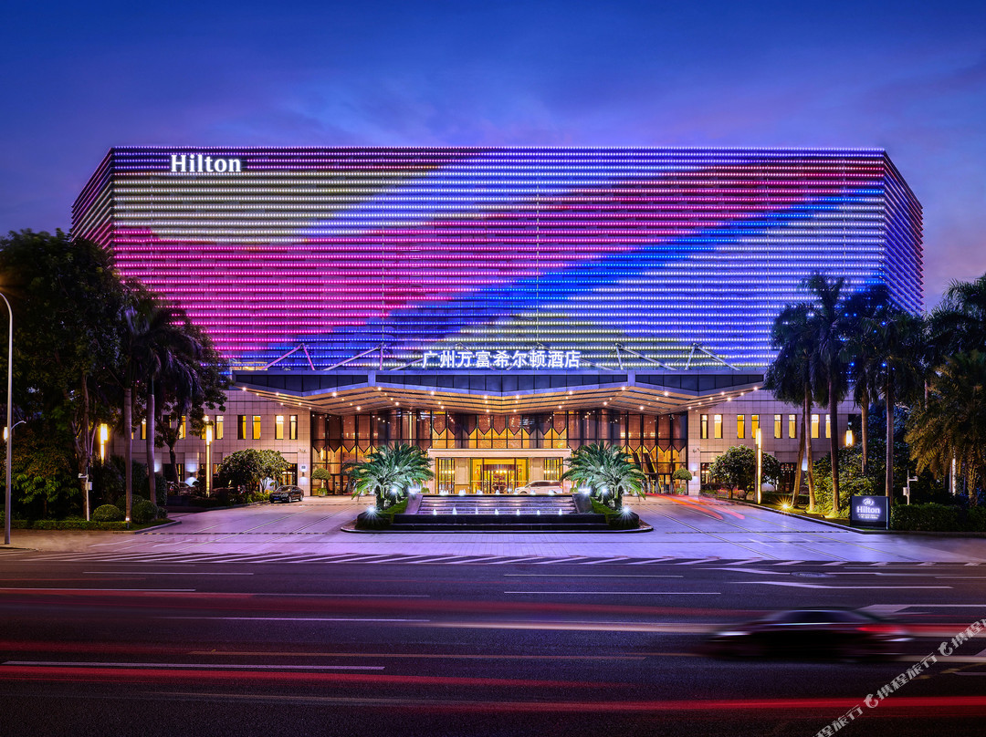 广州万富希尔顿酒店主图