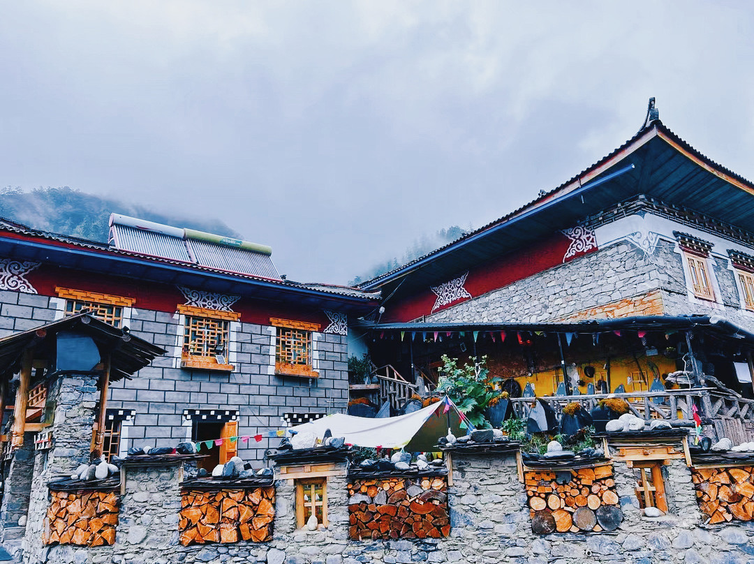 九龙陆汪旅客之家