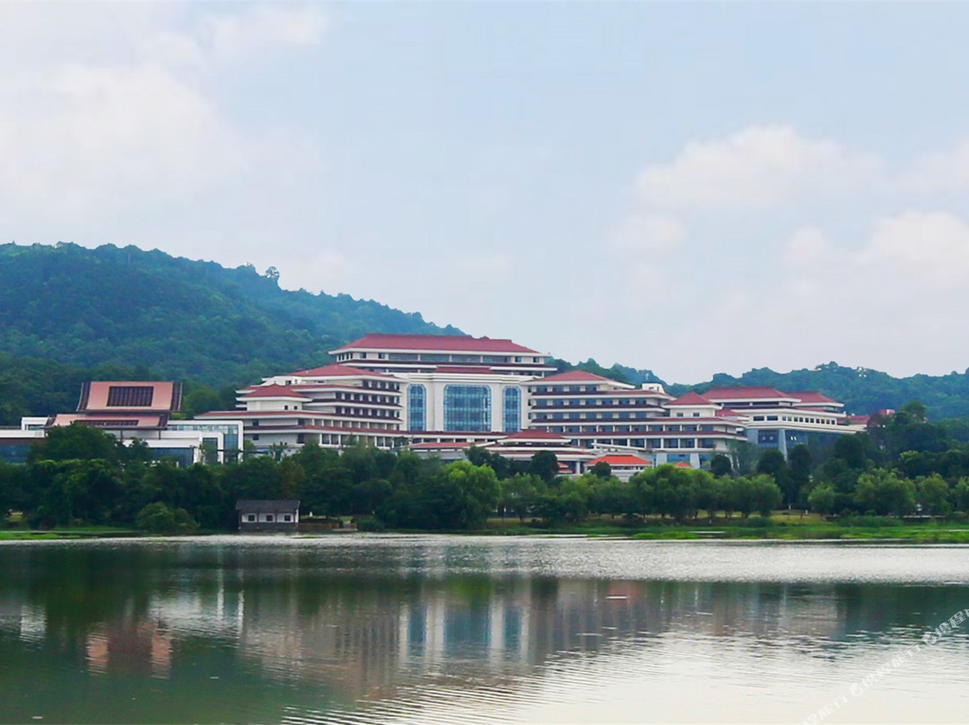 宁乡灰汤职疗温泉度假基地