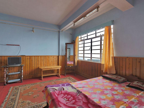 Goroomgo Lava View Lava Kalimpong