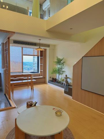 芷諾民宿（自貢方特恐龍王國恐龍博物館店）