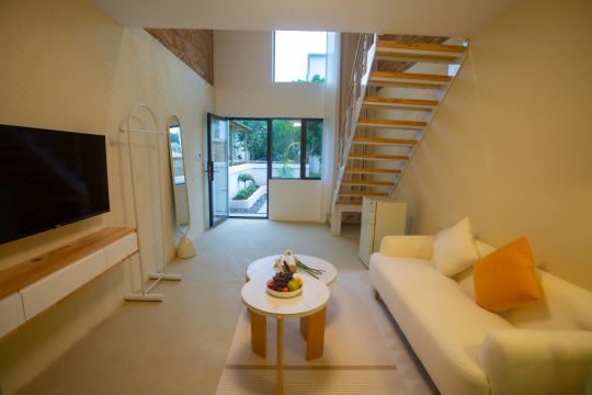 潿洲島隱逸珊瑚石海邊民宿（貝殼沙灘盛塘天主教堂店）