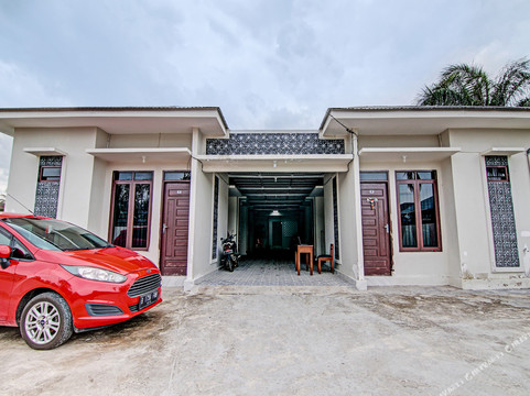 OYO 92176 Sandira Syariah