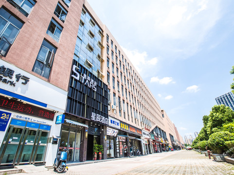 星辰酒店（株洲湖南工业大学店）