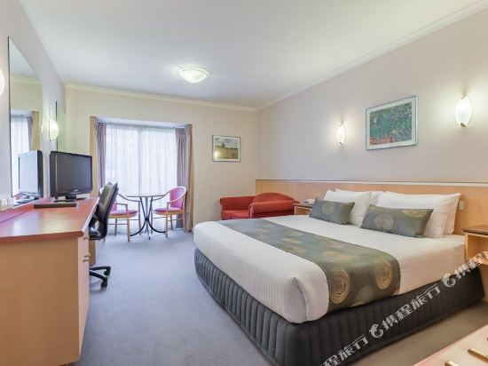 The Waverley International Hotel Room Type - King Room