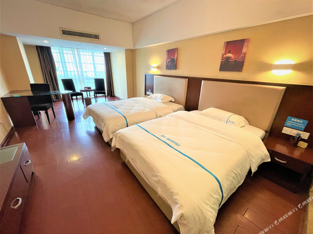 钦州港阳光海岸商务酒店