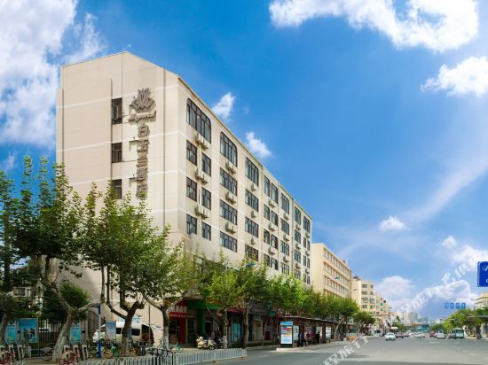 白玉兰酒店(昆明西昌路大悦城店)