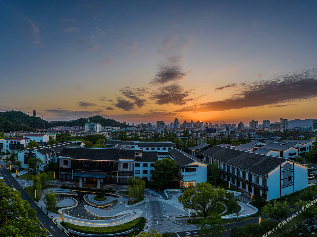 台州市酒店住宿-丽廷凤凰山庄