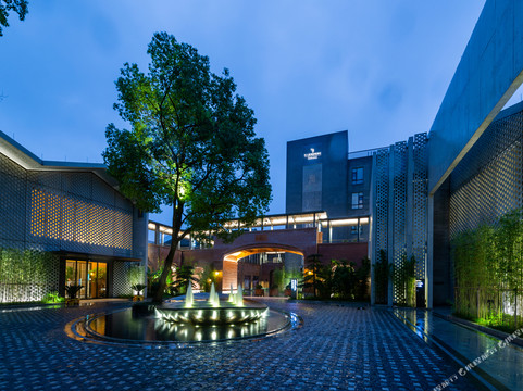 南浔巨人君澜度假酒店