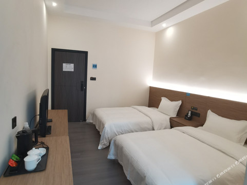 六库饭店客房部