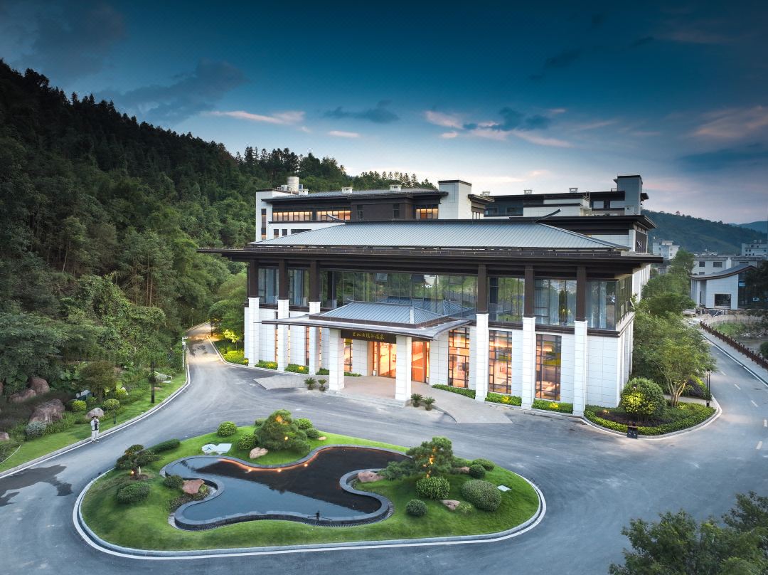 Lisong Yunyaogu Hot Spring Hotel
