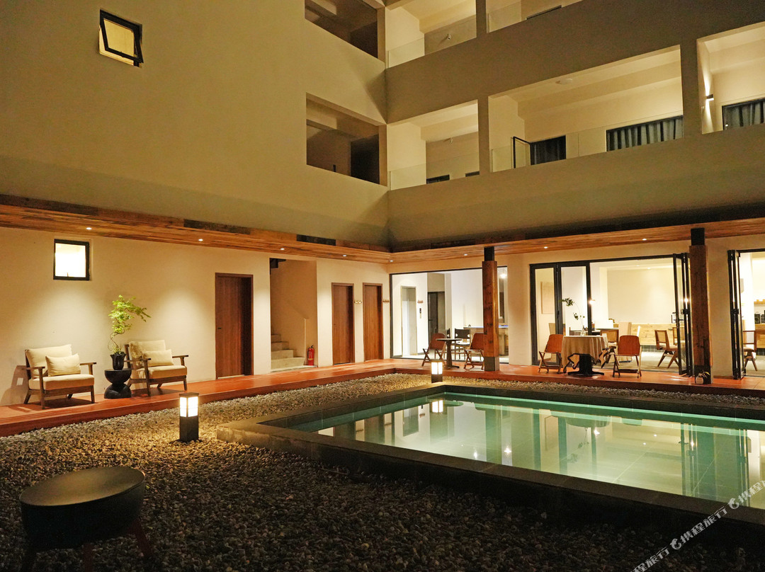 四时温泉私汤度假酒店（海螺沟冰川森林公园店）