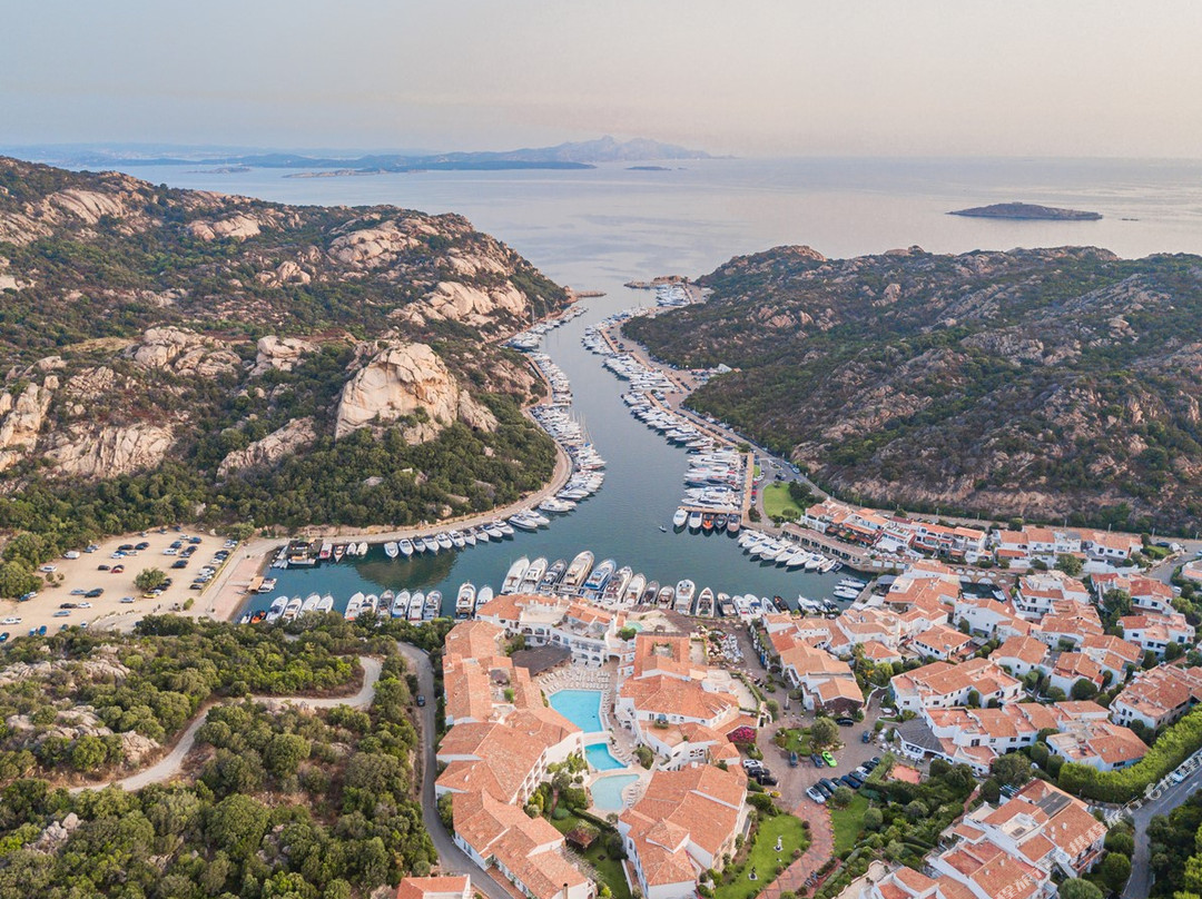 W 撒丁岛 - 波尔图夸图