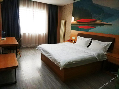 曲阜尚客优快捷酒店曲阜师范大学店