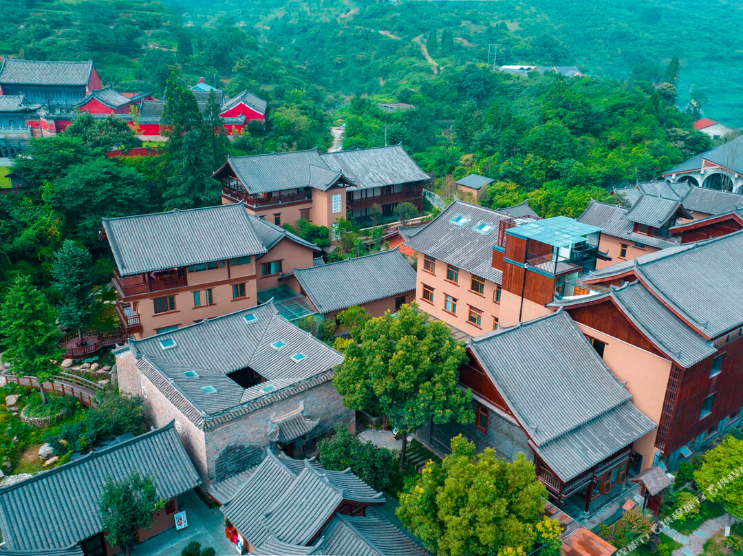 武当山驿雲·元和美宿(景区入口店)