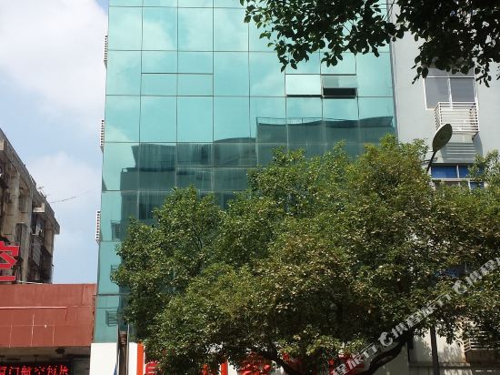 如家酒店(赣州东阳山路南门口店)