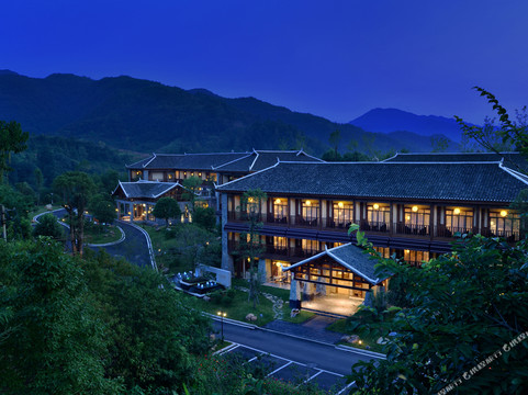 千山和悦酒店（黄丝江边布依寨店）