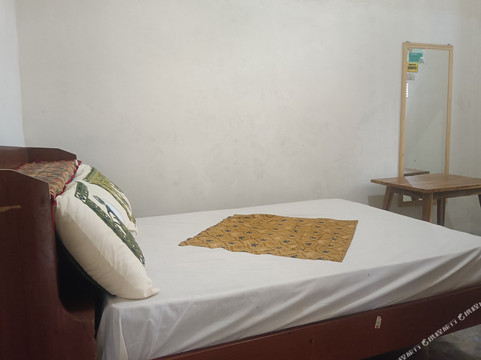 93425阿妮莎民宿