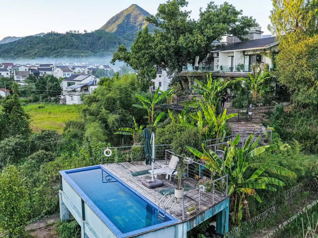 建德聆雲山舍民宿