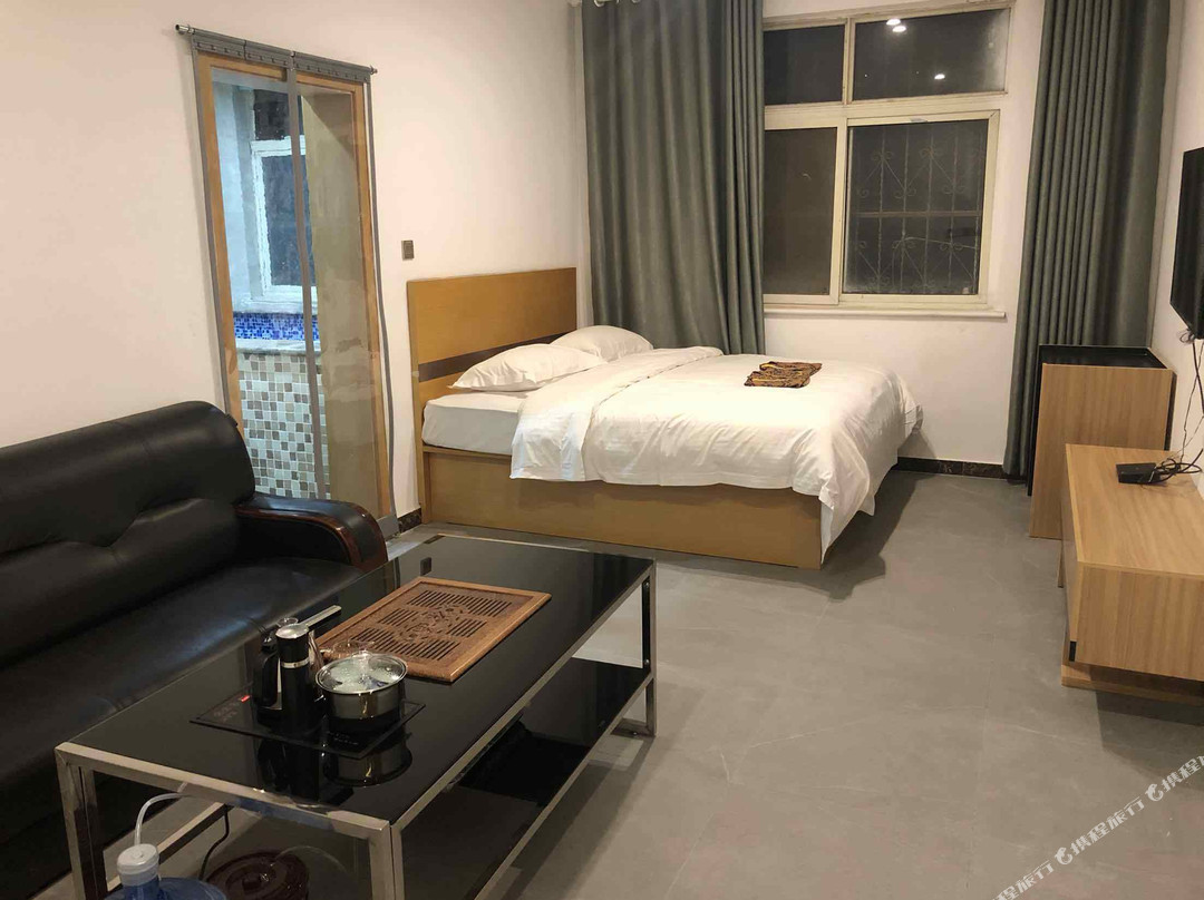 宁陵源泉山庄酒店