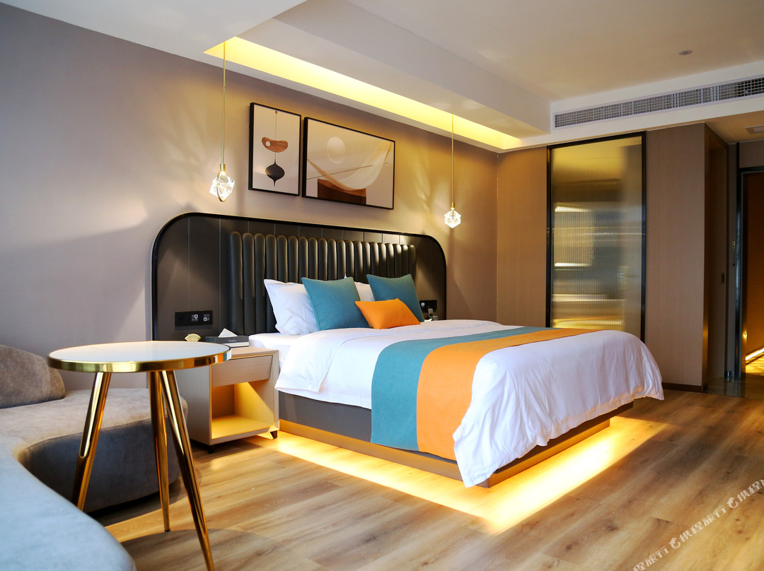 旺苍红城未来酒店