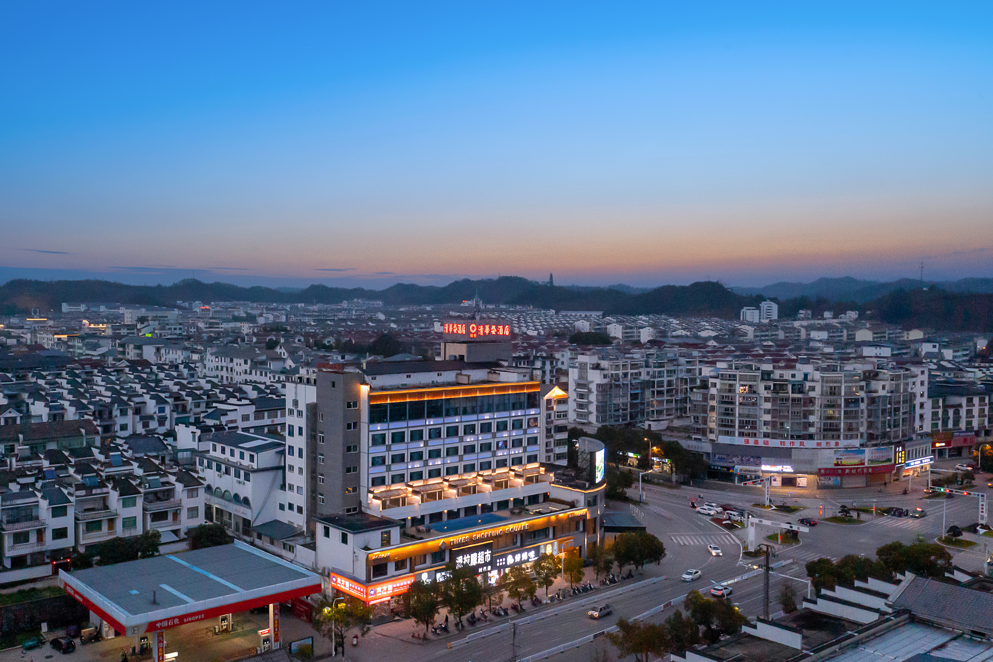 婺源瑞怡清华婺酒店（婺源高铁站店）-官方