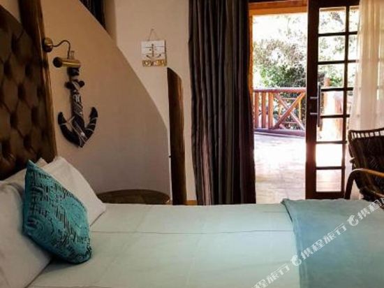 Aark Guest Lodge Room Type - Bloukrans