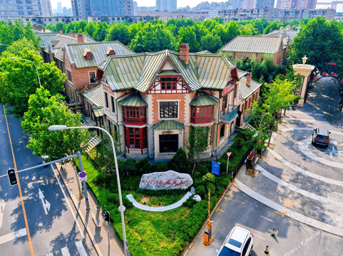 1896花园酒店（大连火车站中山广场店）主图