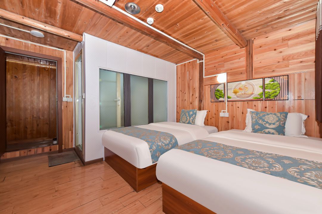 Xijiang Qianhu Miao Village Changqingteng Homestay