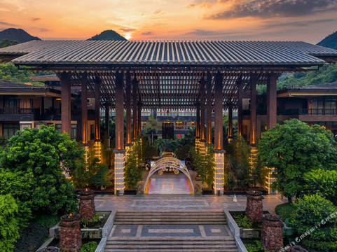 天赐华汤森林温泉酒店