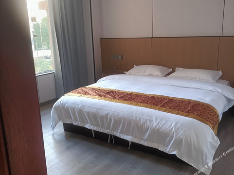 安福县山水现代酒店