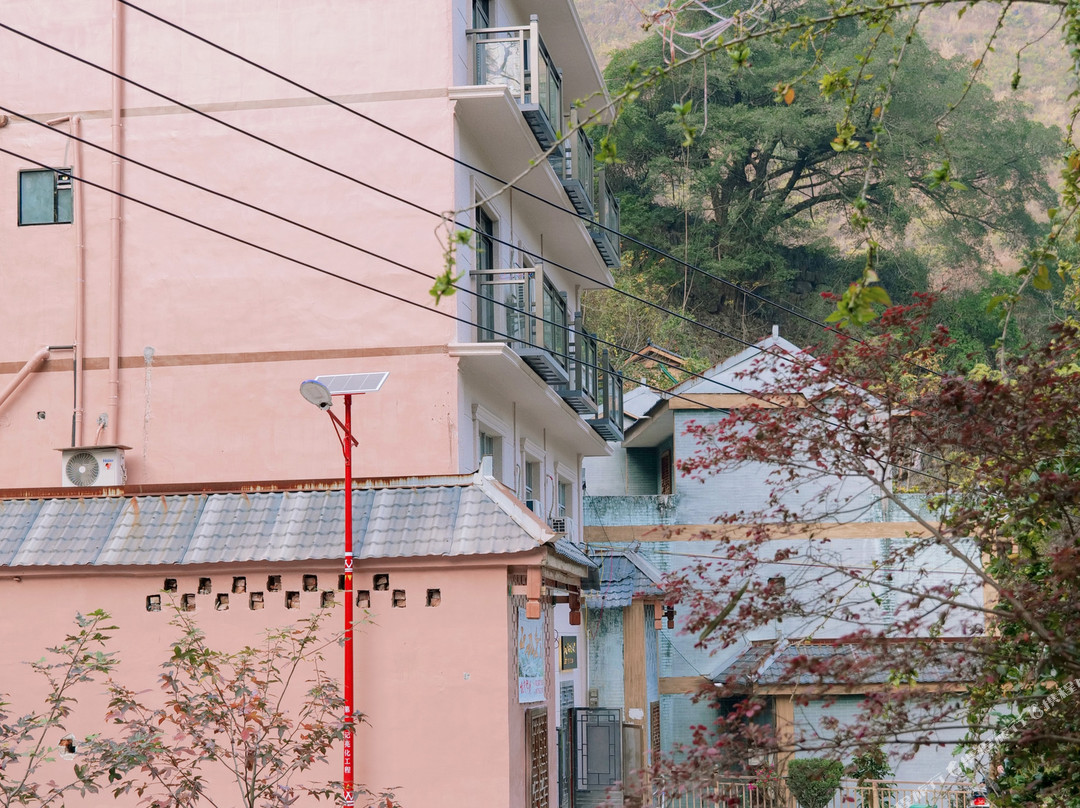 凌云山水居客栈(浩坤湖景区店)