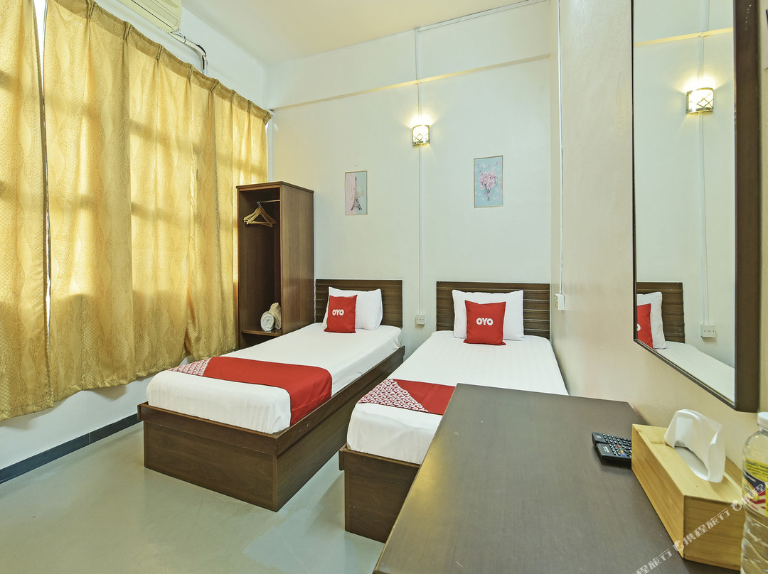 Oyo 90734 Tata Inn Hotel