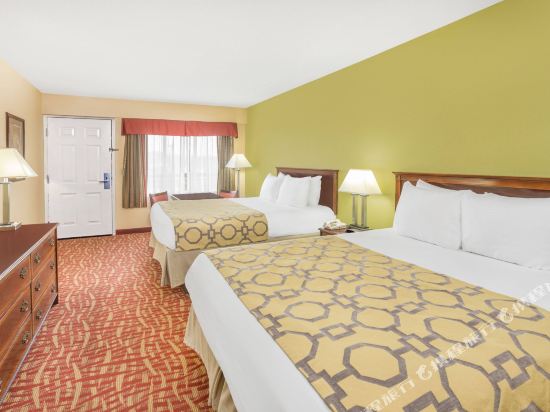 Baymont by Wyndham Sevierville Pigeon Forge Room Type - Two Queen Room