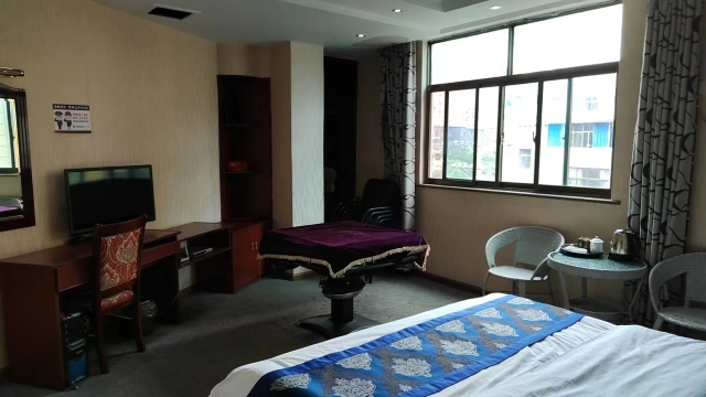 柏果大酒店-官方